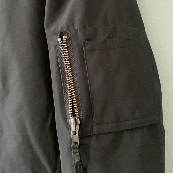 S 13/NYC Faux fur lined longline black field winter jacket! - Picture 4 of 9